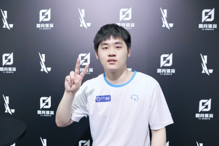 曼联一直以 曼联一直以