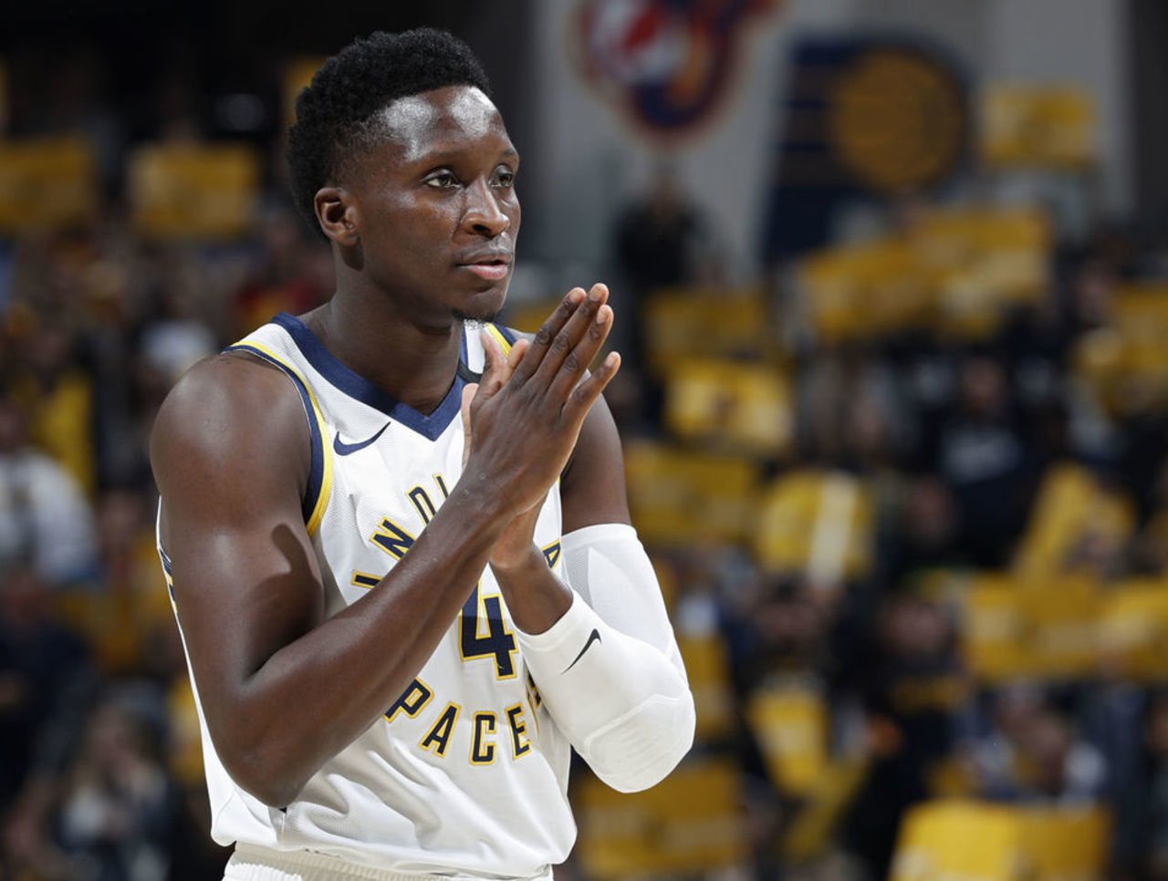 鹈鹕惨负于 鹈鹕惨负于