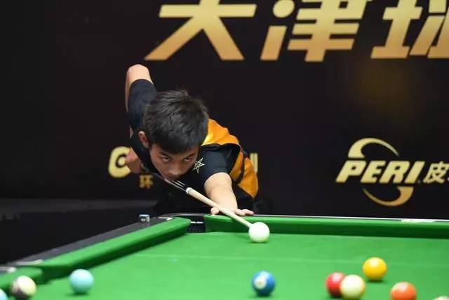 球迷们期待 球迷们期待