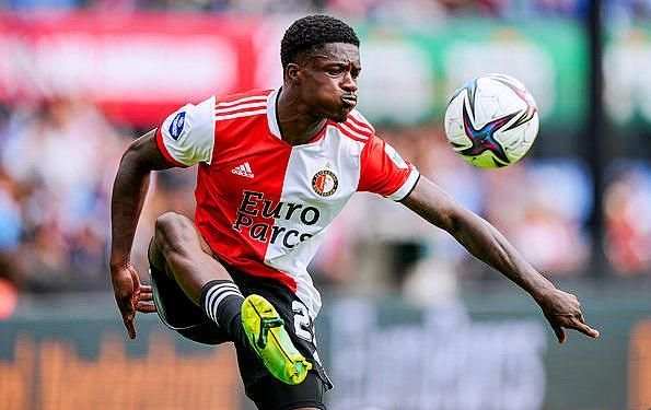 通过巧妙的 通过巧妙的