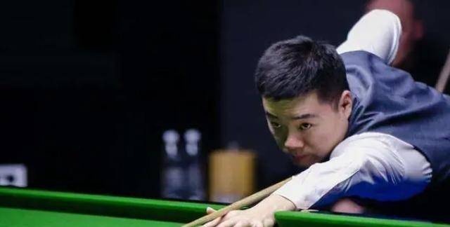 持使她们不 持使她们不